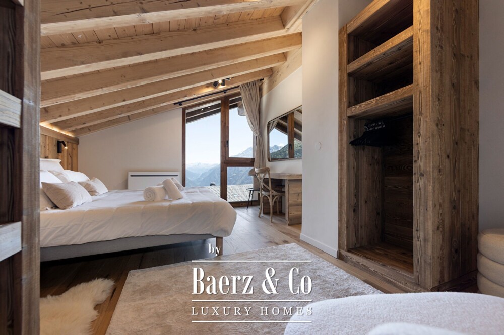 Triplex penthouse - Freehold image