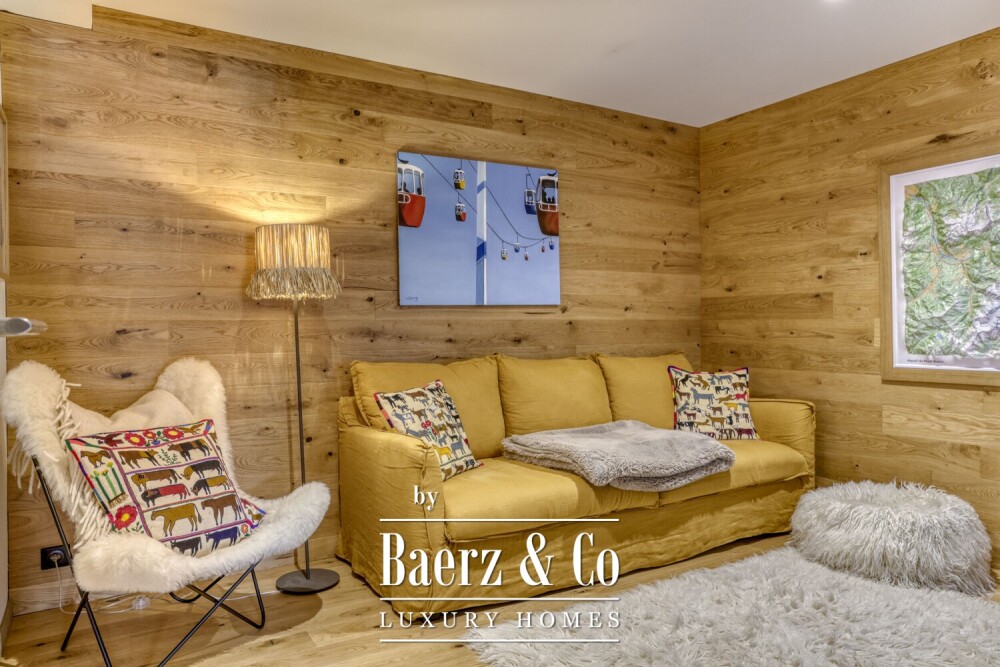 Exceptional chalet - 6 bedrooms - Facing Mont Blanc image