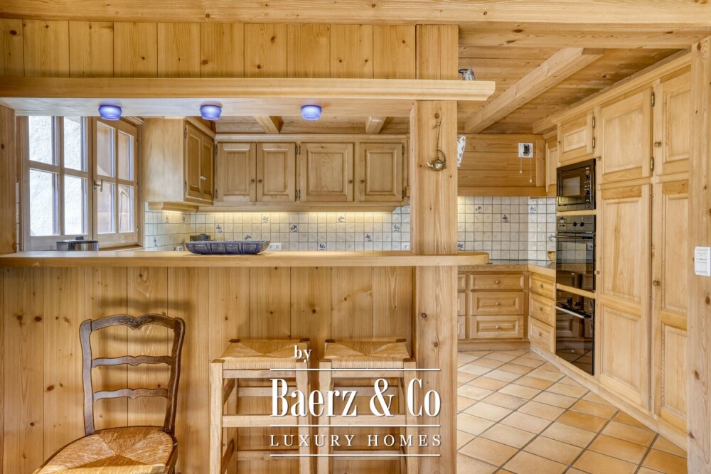 Authentic chalet - 6 bedrooms - Unobstructed views of Mont Blanc image