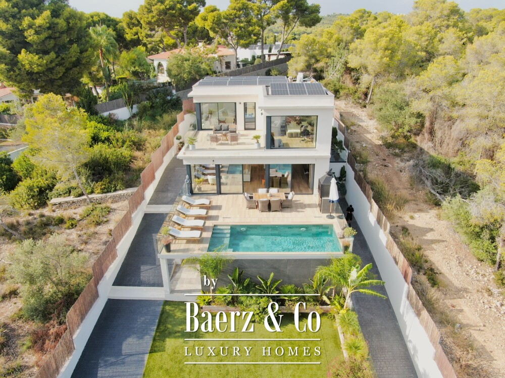 Contemporary Villa with Panoramic Mediterranean Sea Views in Cunit image