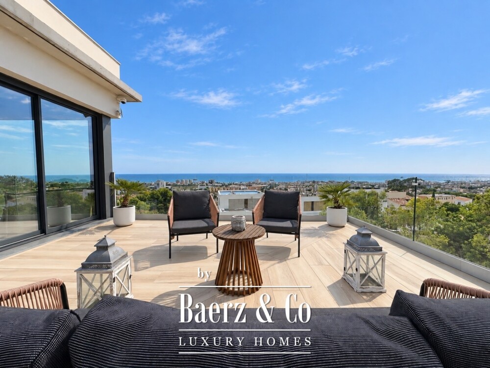 Contemporary Villa with Panoramic Mediterranean Sea Views in Cunit image