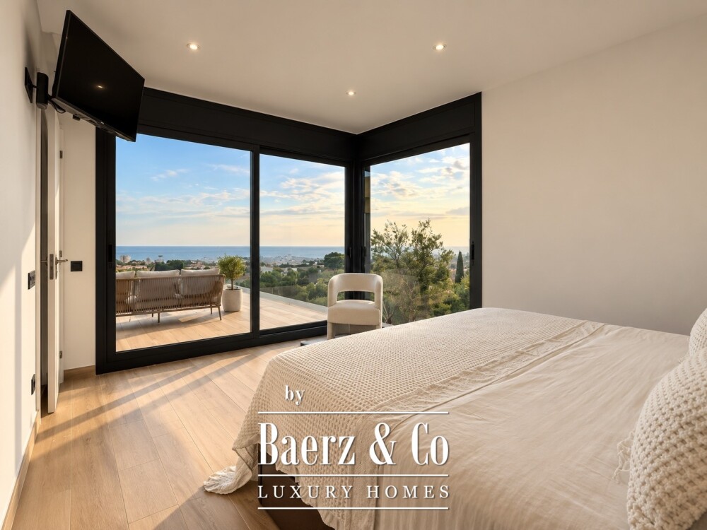 Contemporary Villa with Panoramic Mediterranean Sea Views in Cunit image