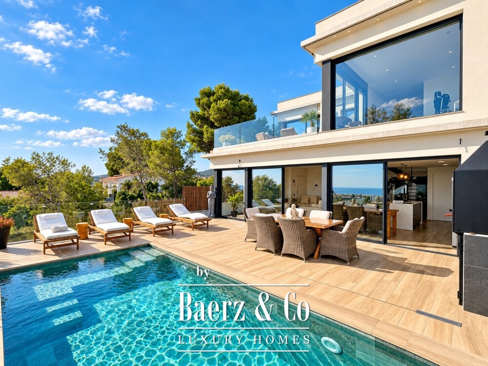 Contemporary Villa with Panoramic Mediterranean Sea Views in Cunit image
