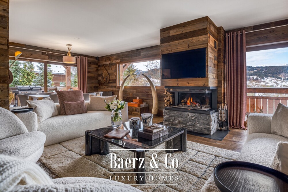 Chalet of 309.98 sqm, 6 bedrooms - near Mont d'Arbois image