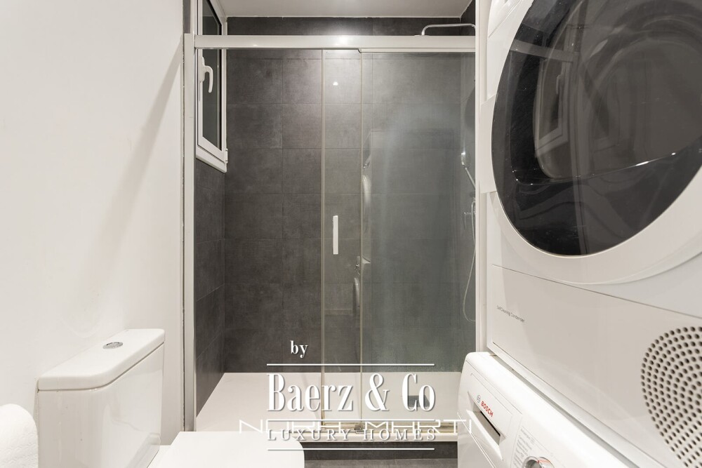 Apartment for sale in Les Corts image