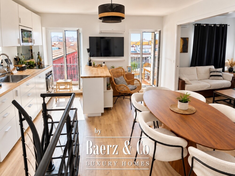Cannes Banane - Fully Renovated Two-Bedroom Duplex with Terrace image