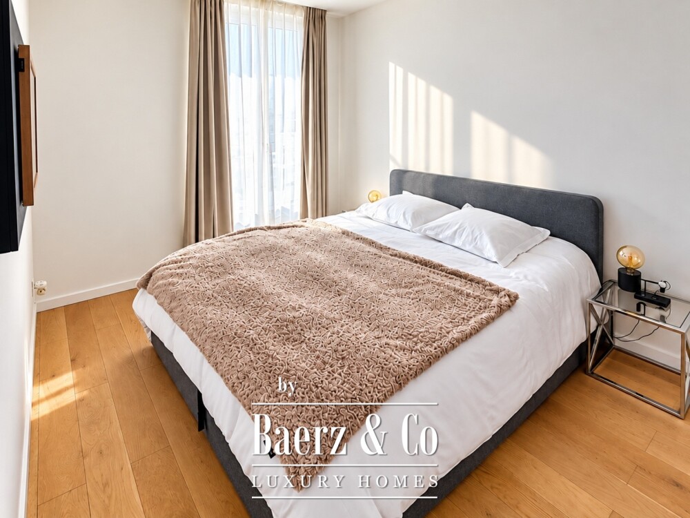 Cannes Banane - Fully Renovated Two-Bedroom Duplex with Terrace image