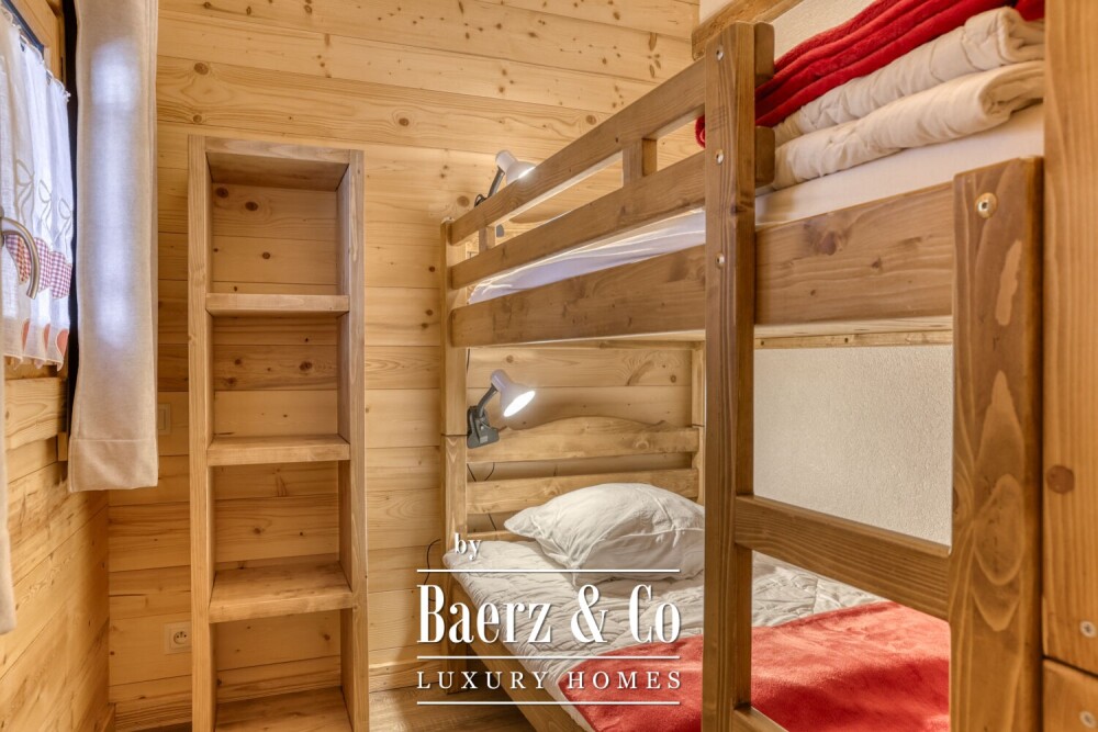 Semi-detached chalet with 6 rooms - Close to the slopes image