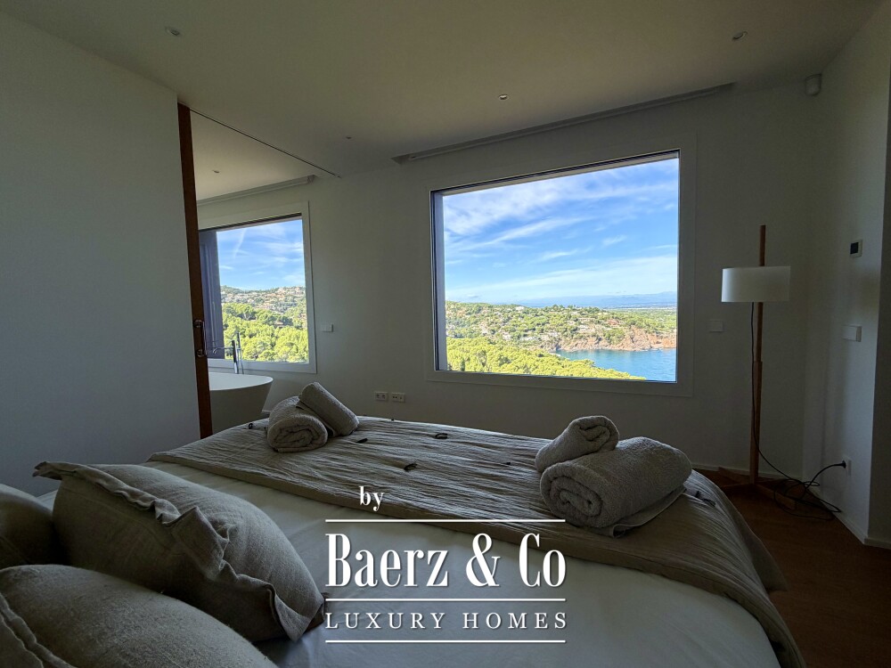 Sea-view property near Sa Riera, Begur image