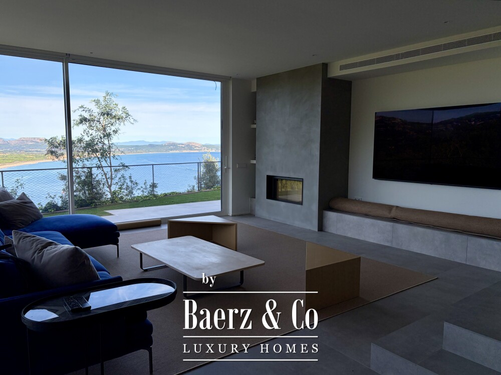 Sea-view property near Sa Riera, Begur image