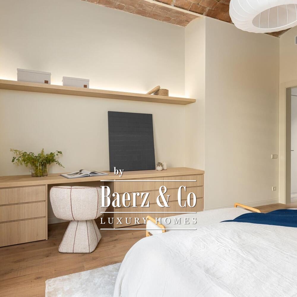 EXCLUSIVE RENOVATED RESIDENCE IN THE QUADRAT D OR · €1,790,000 image
