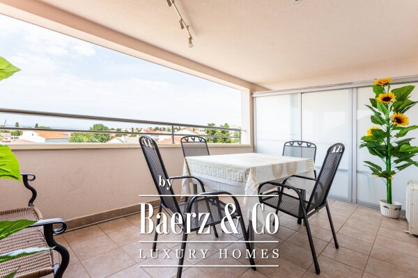 photo 11 Novalja, house with 10 apartments near the center with a sea view