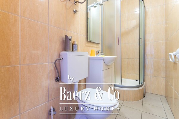 photo 30 Novalja, house with 10 apartments near the center with a sea view