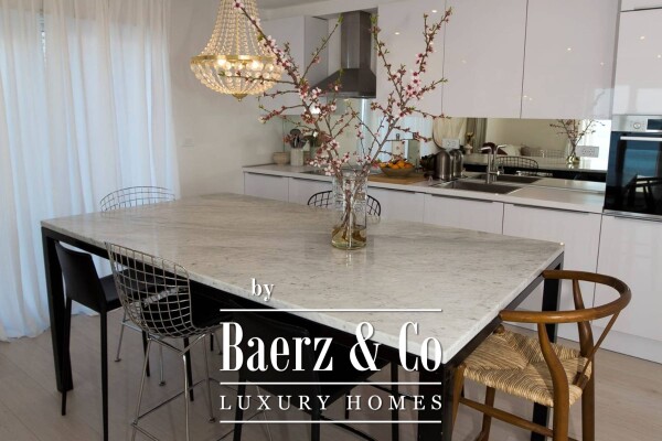 photo 13 Jesenice, Dugi Rat, villa with beautiful panoramic view