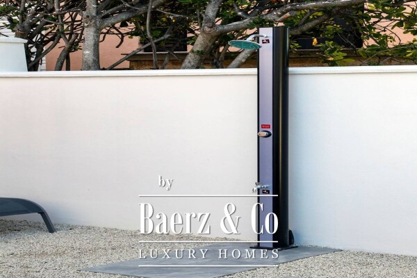 photo 23 Istria, Premantura, house with 3 luxurious apartments and sea views, NKP 315 m2