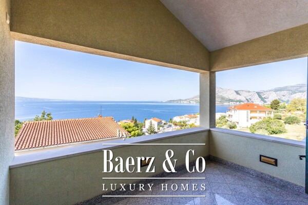 photo 6 Omiš, apartment house near the beach