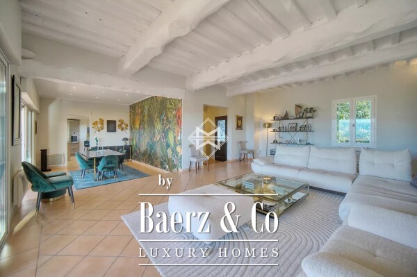 photo 7 Mougins village - Superb view