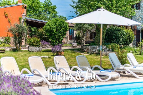 photo 29 Žminj, a luxurious stone villa in the center of Istria