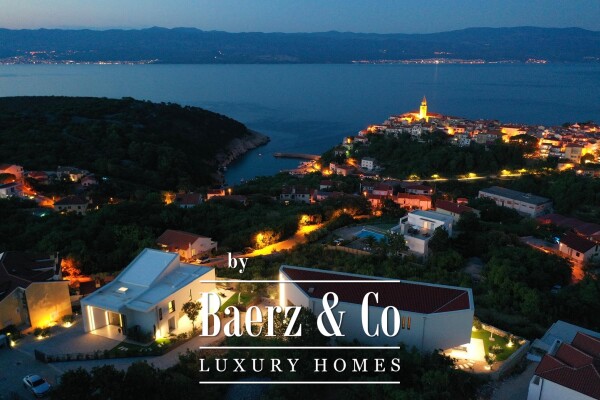 photo 15 Krk, Vrbnik, unique villa of 240 m2 on a plot of land of 800 m2