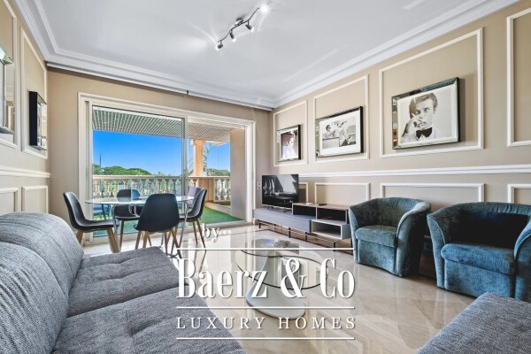 photo 1 Sea front apartment