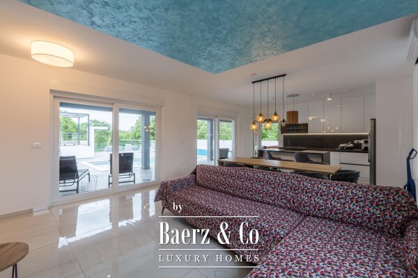 photo 10 Istria, Svetvinčenat - modern detached house NUA 155 m2 with heated pool 32 m2