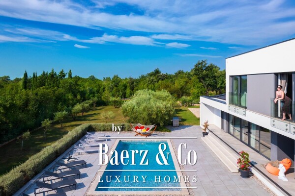 photo 4 Istria, Rakalj, modern villa with a large outdoor heated pool and a large garden