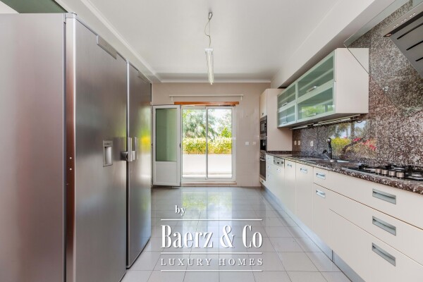 photo 9 Beautiful luxury home in Carcavelos e Parede, Jardins da Parede
