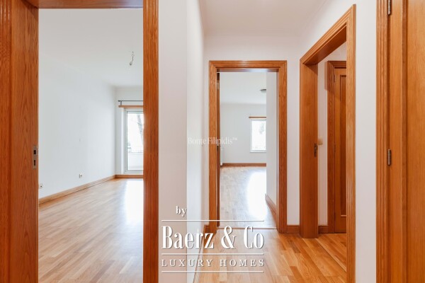 photo 22 Beautiful luxury home in Carcavelos e Parede, Jardins da Parede