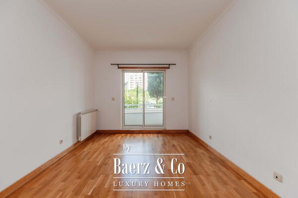 photo 35 Beautiful luxury home in Carcavelos e Parede, Jardins da Parede