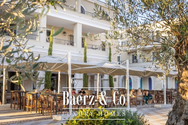 photo 6 Three Bedroom Apartment near Sea in Luxury Resort