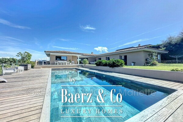 photo 3 beautiful contemporary property with open views