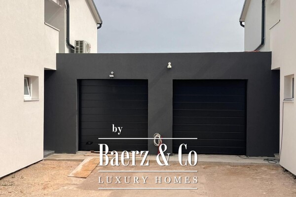 photo 10 Istria, Momjan - house with two residential units