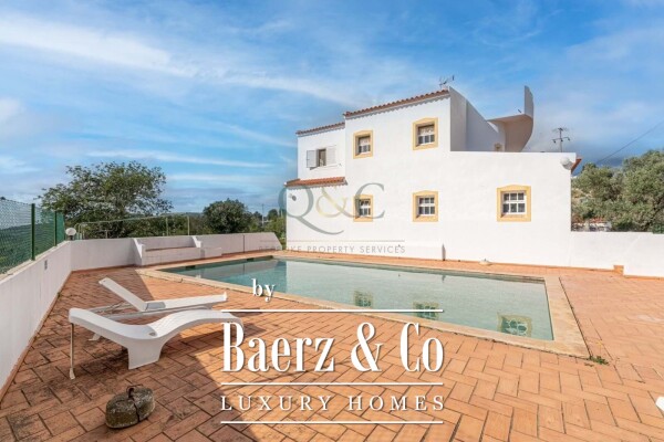 photo 5 Beautiful luxury home in Santa Bárbara de Nexe, Countryside