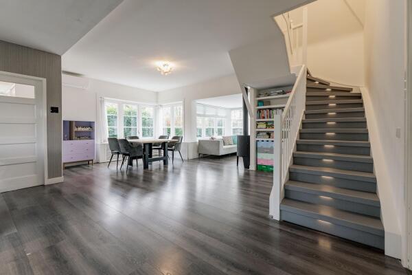 photo 8 Nieuw-Loosdrechtsedijk 60