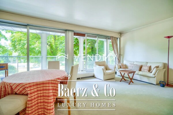 photo 7 Bright Pied-à-terre on Avenue Foch