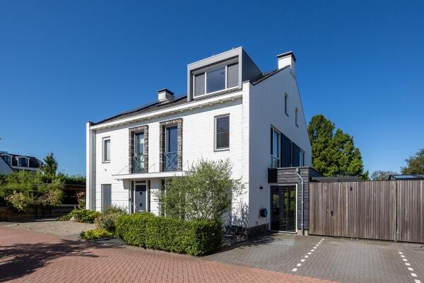 photo 38 Swingboei 3