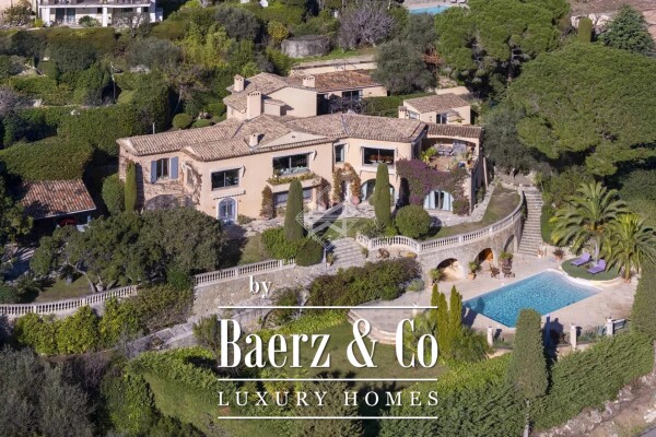 photo 1 Sumptuous Villa near Mougins with Panoramic Sea View