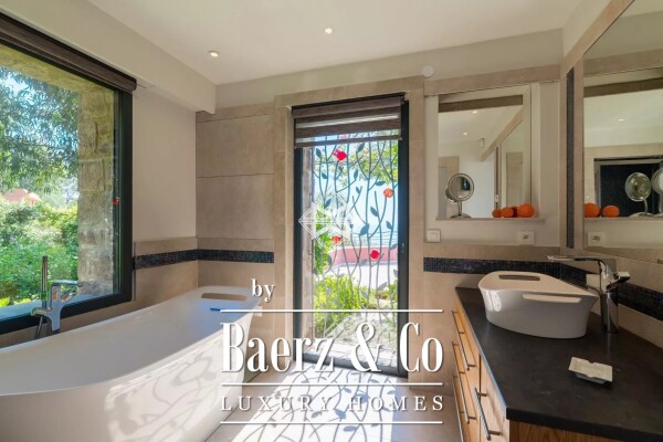 photo 11 Sought after location in Théoule-sur-Mer