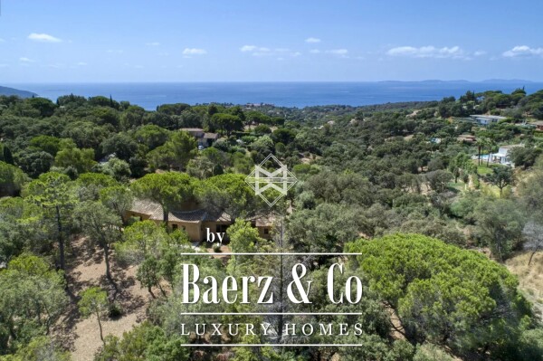 photo 13 In la Croix-Valmer - Property with sea view and 1ha of plot of land