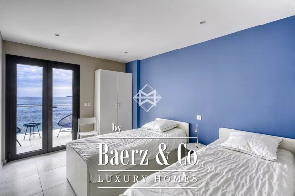 photo 14 EXCLUSIVITY Waterfront property in the center of the city