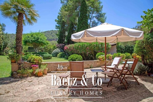 photo 2 Beautiful historic estate in S’Arracó with spectacular gardens