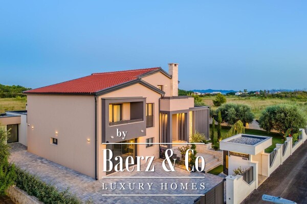 photo 6 Zadar, Privlaka, modern house with swimming pool and auxiliary facility