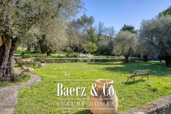 photo 9 charming villa on exceptional garden