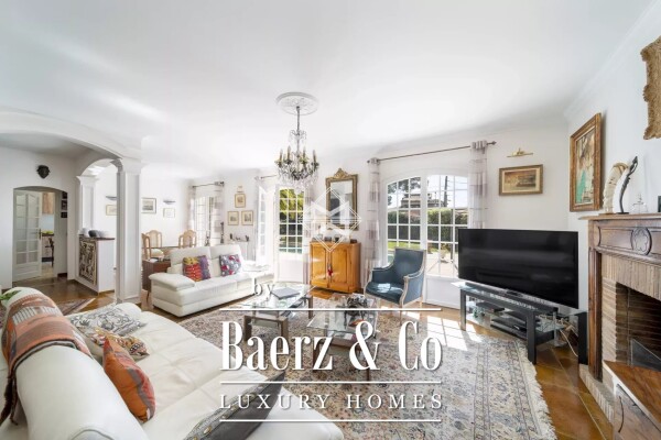 photo 3 Le Cannet Résidentiel - Bright family villa with flat plot and unoverlooked pool