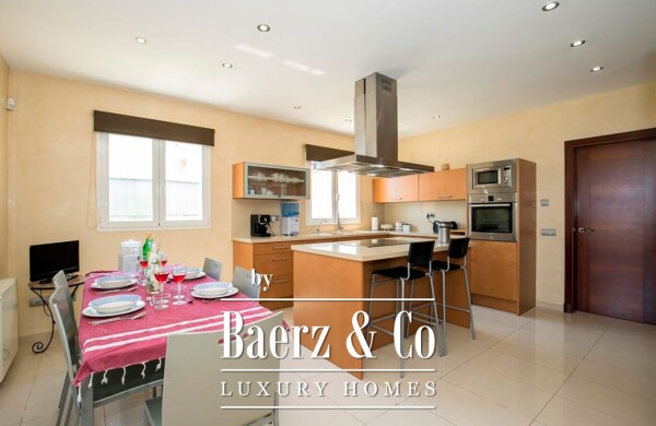 photo 16 BEAUTIFUL HOUSE WITH GARDEN IN MAHON