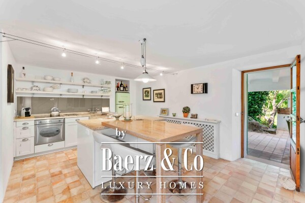 photo 6 A place that makes you want to stay: characterful home in S’Arracó