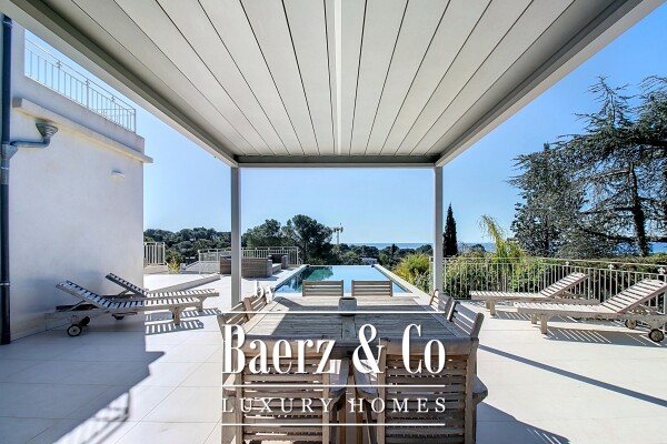 photo 3 Stunning villa with sea view