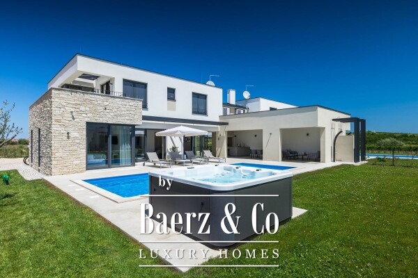 photo 9 Istria, Brtonigla, modern villa with swimming pool and jacuzzi