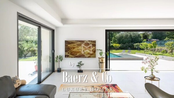 photo 8 Valbonne superb contemporary villa