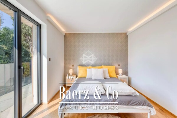 photo 10 Gigaro - Walking Distance to the Beach - Private Estate - Turnkey Villa